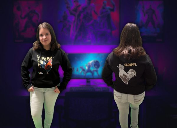 Černá mikina s kapucí ARC Raiders Scrappy Did It na ženě – pohled zepředu a zezadu
