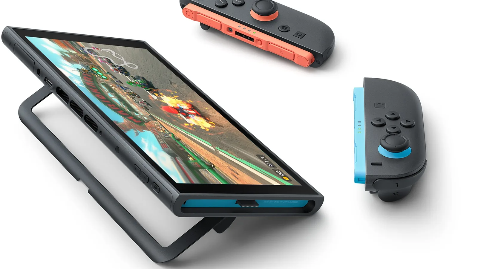Switch 2 na stojánku a dva oddělené Joy-Con 2 na bílém pozadí
